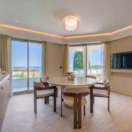 Апартаменты Exceptional With Terrace & Sea View *